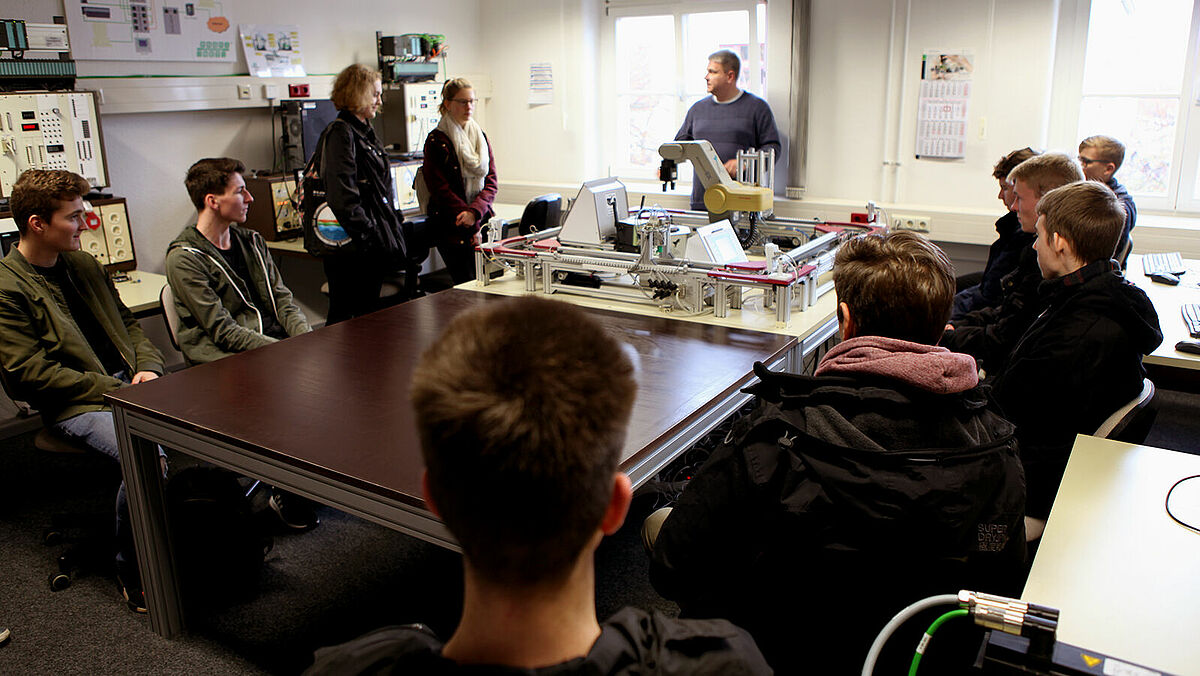 Gymnasialer Besuch an der Hochschule Hochschule Wismar Fakultät für