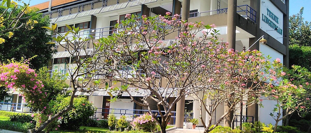 Institut Teknologi Sepuluh Nopember (ITS)